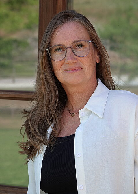 Ramona Helmstädter